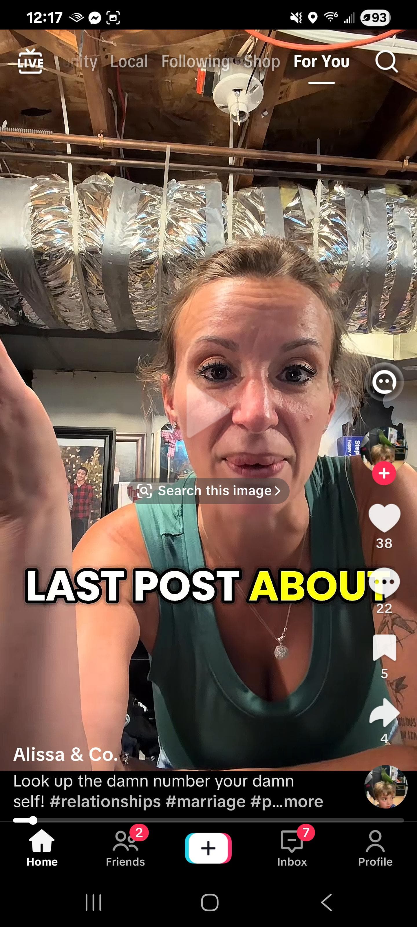 @lissyinthesky she really needs a journal or friends
