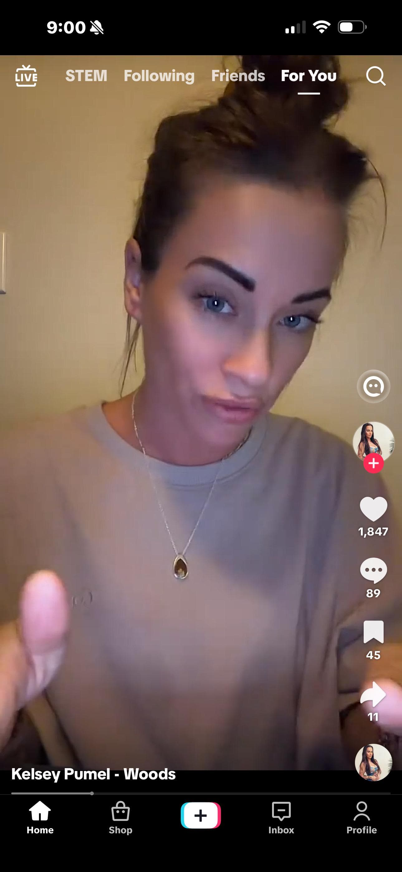 @perfectlyKelsey —Kelsey Pumel talking about her ex nanny using her kid for views when she does it 24:7 is crazy. 🤣💀